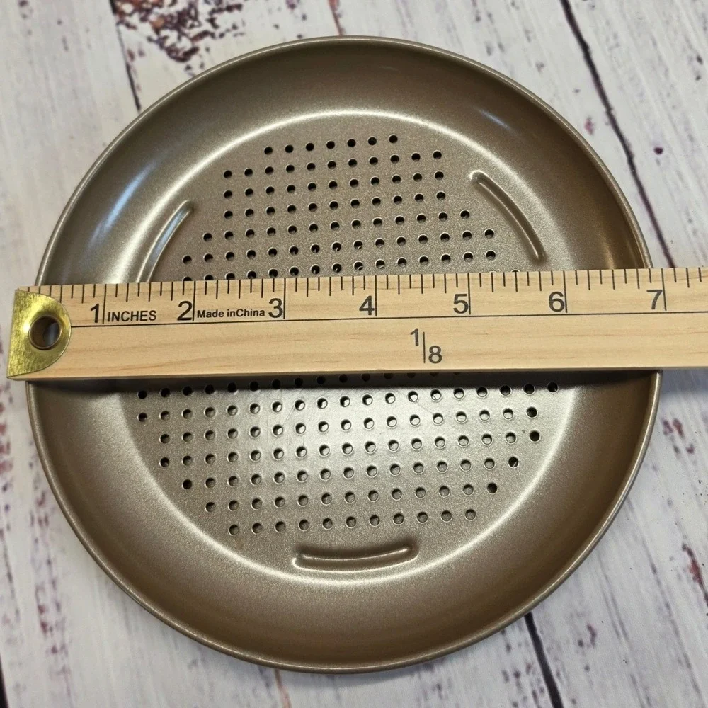 Calphalon Pizza Pans 7in Bronze Excellent Set of 4 Perforated Nonstick
